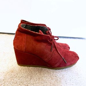 TOMS Burgundy Suede Desert Wedge